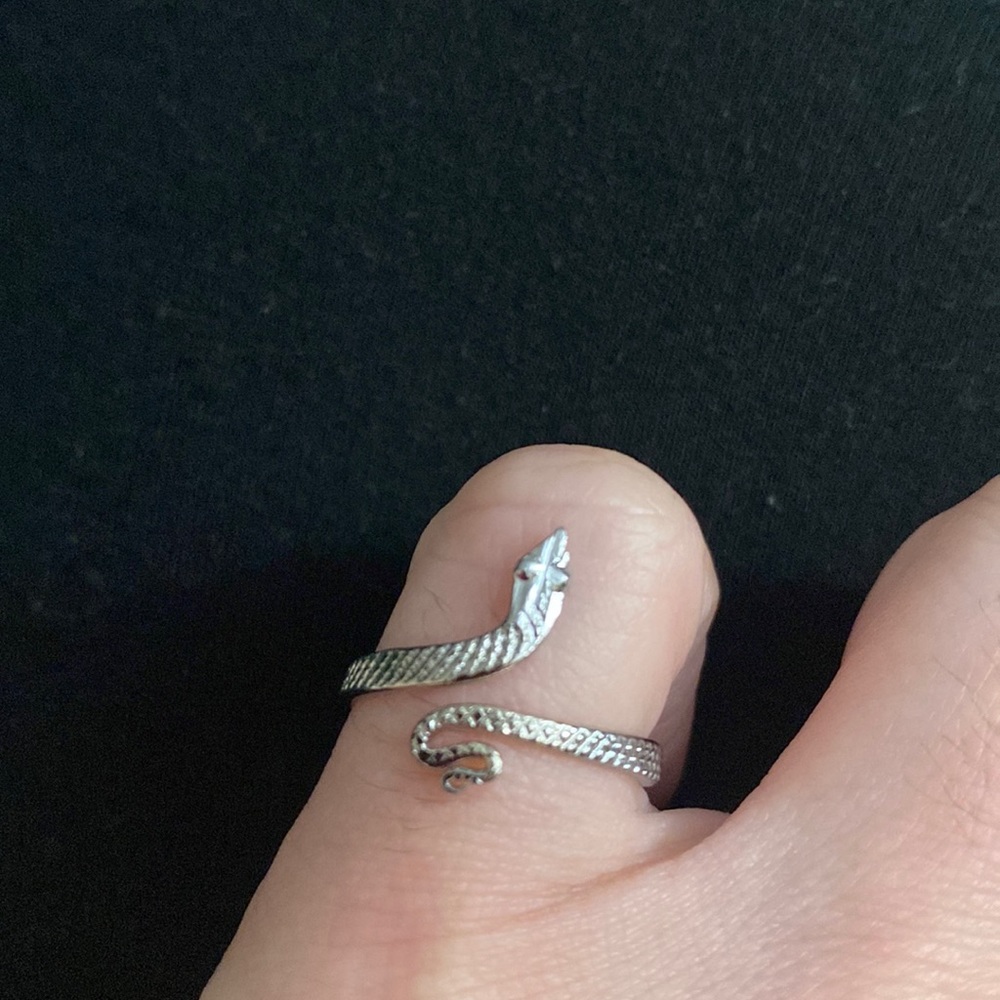 Silver snake ring